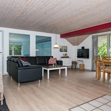10 Person Holiday In Henne Semesterbostad *