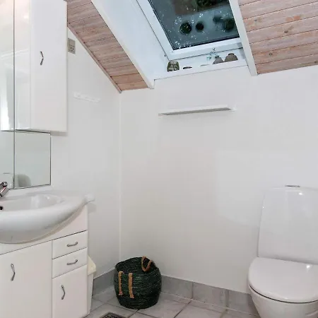 10 Person Holiday In Henne Semesterbostad Henne Strand