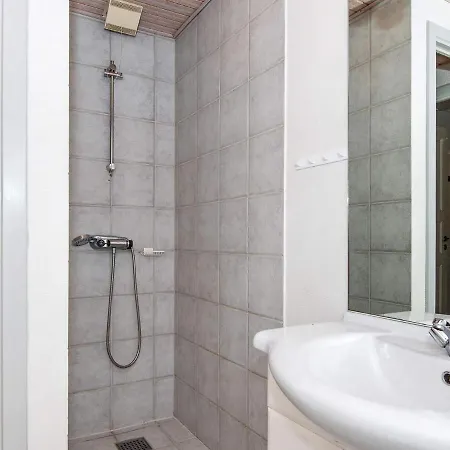 10 Person Holiday In Henne Vakantiehuis