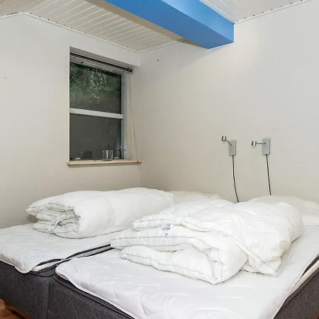 10 Person Holiday In Henne Vakantiehuis *